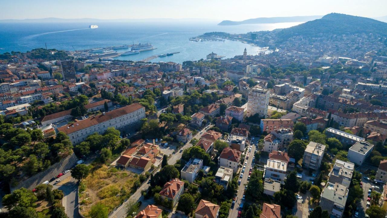 Apartment Sanja&Sunce Split Exterior photo